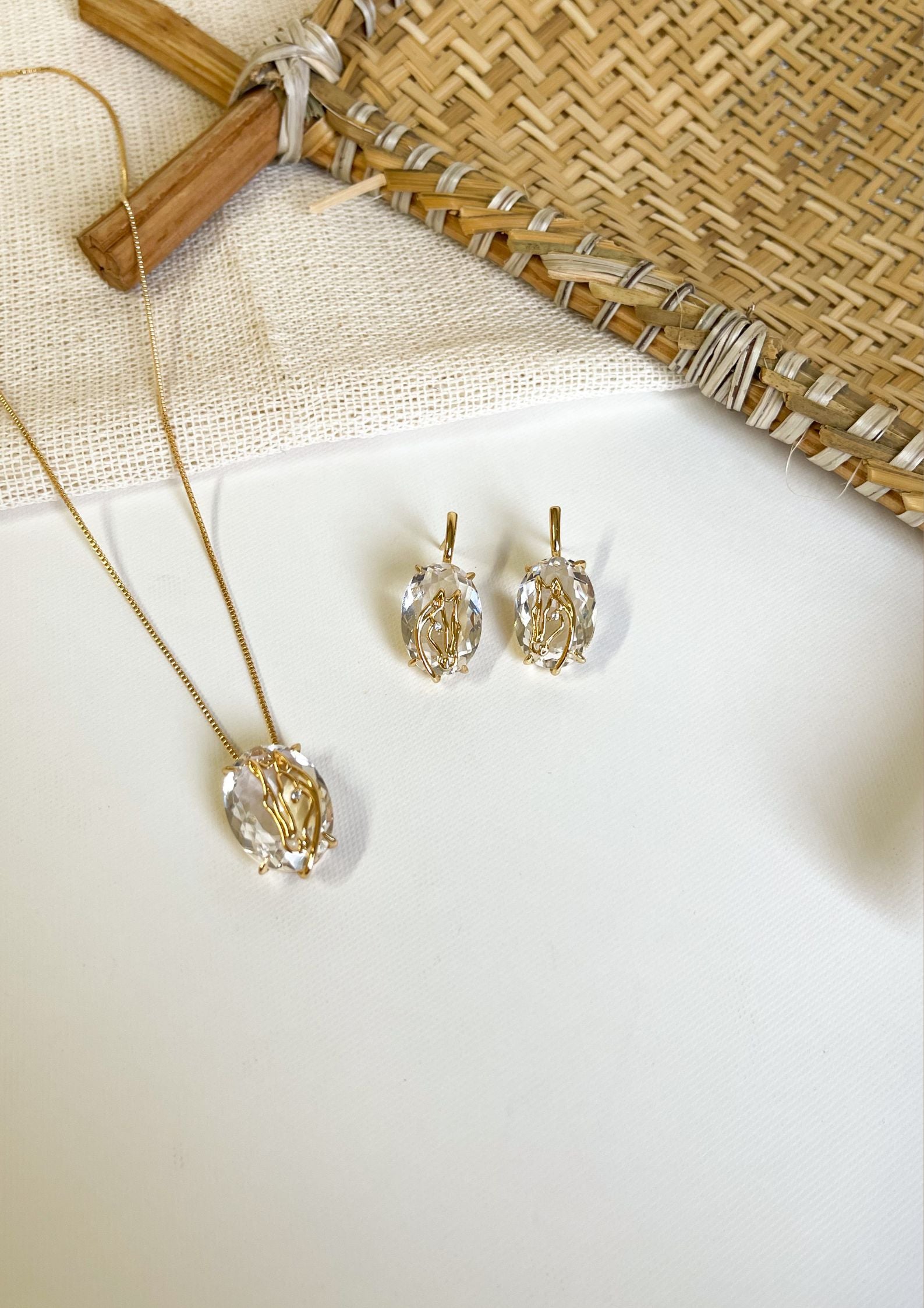Aretes Caballo con Piedra