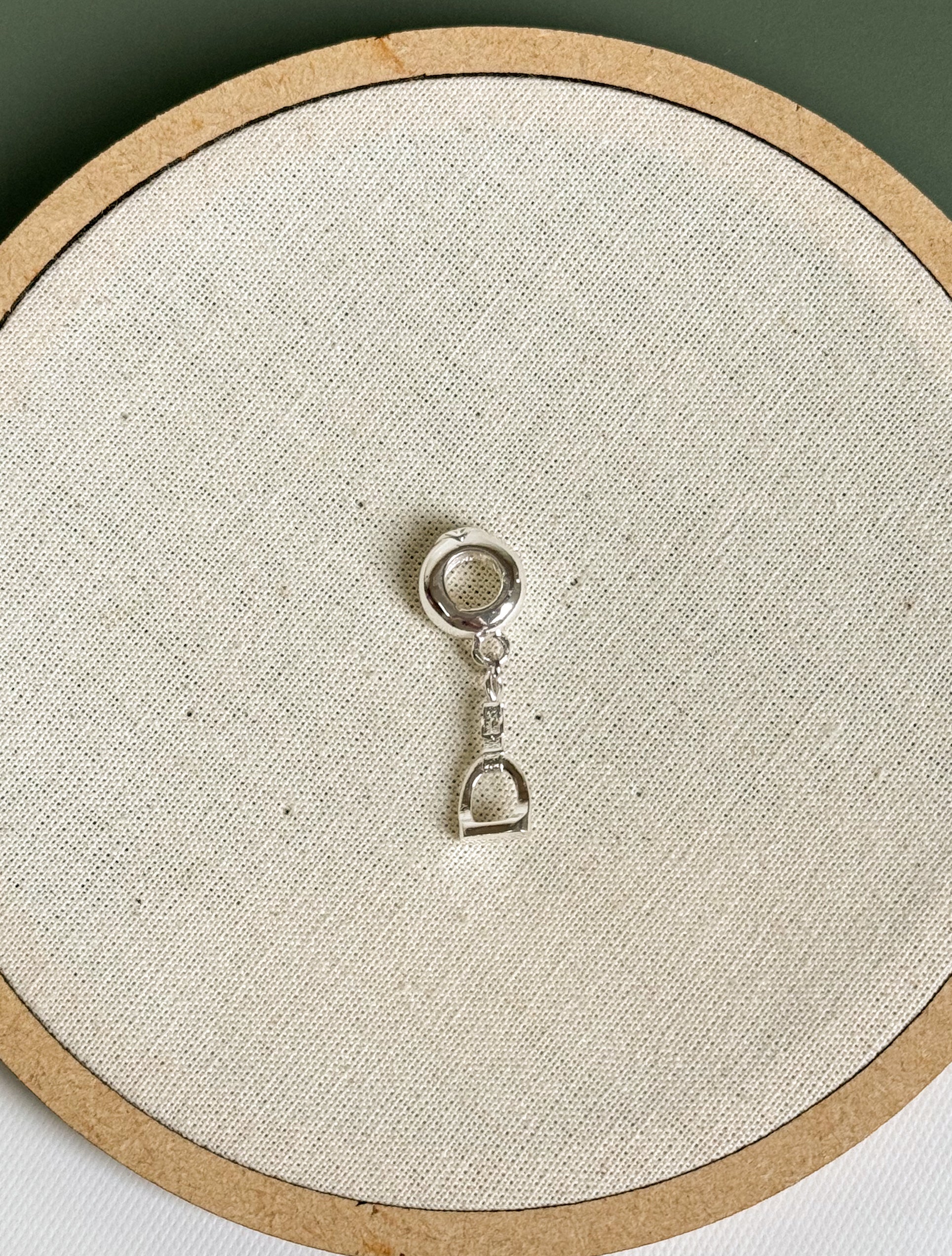 Charm Estribo