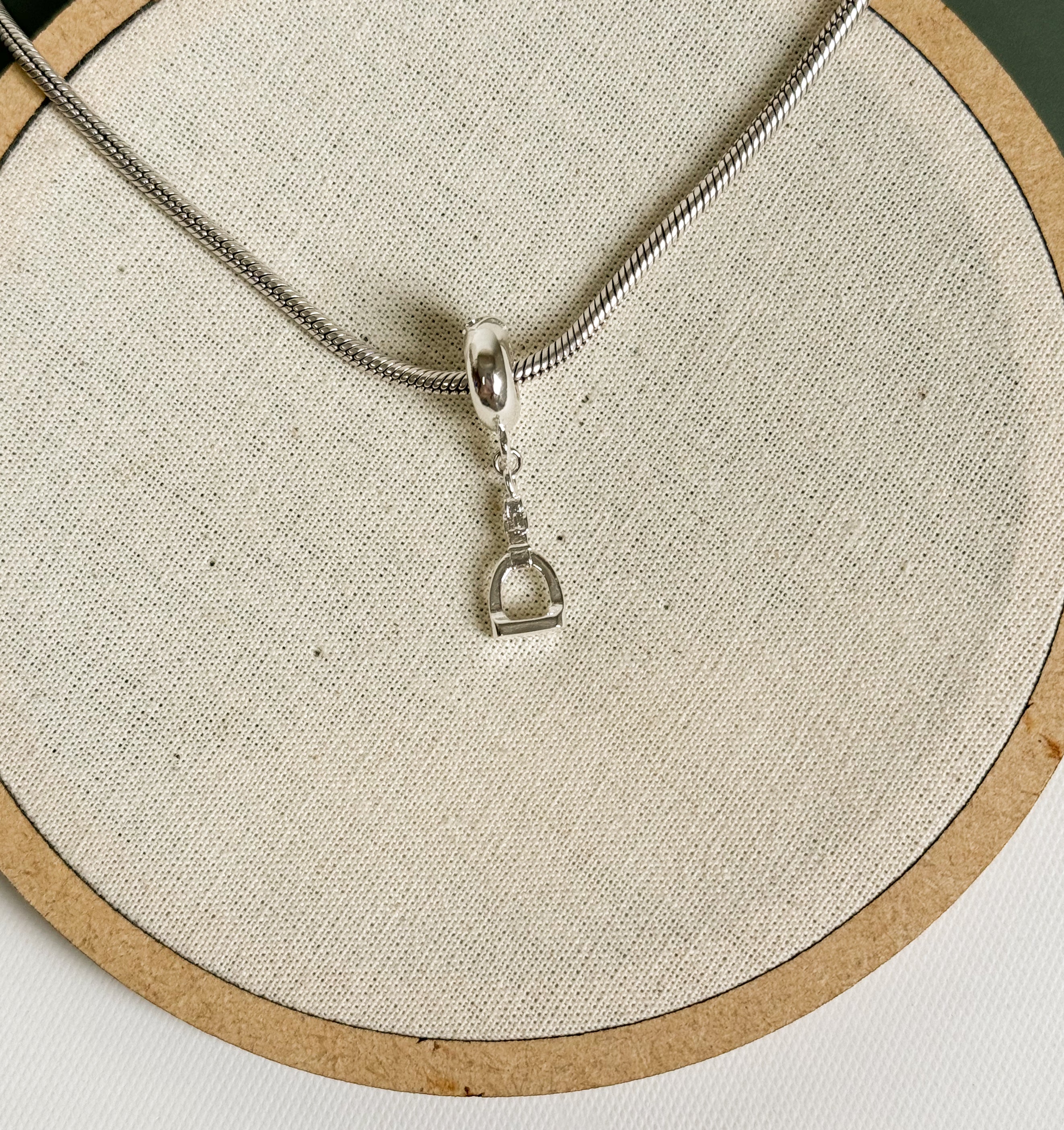 Charm Estribo