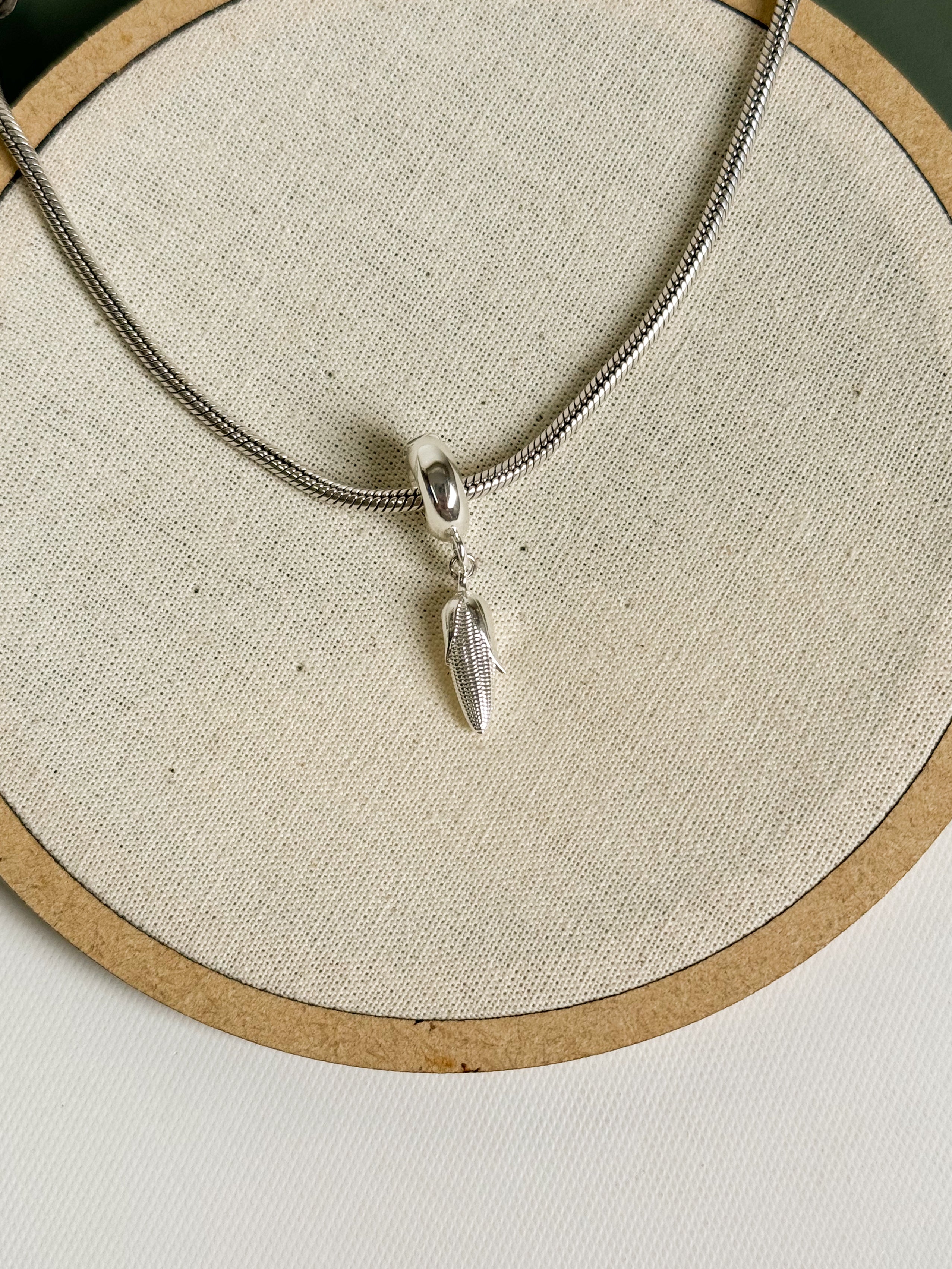 Charm Mazorca