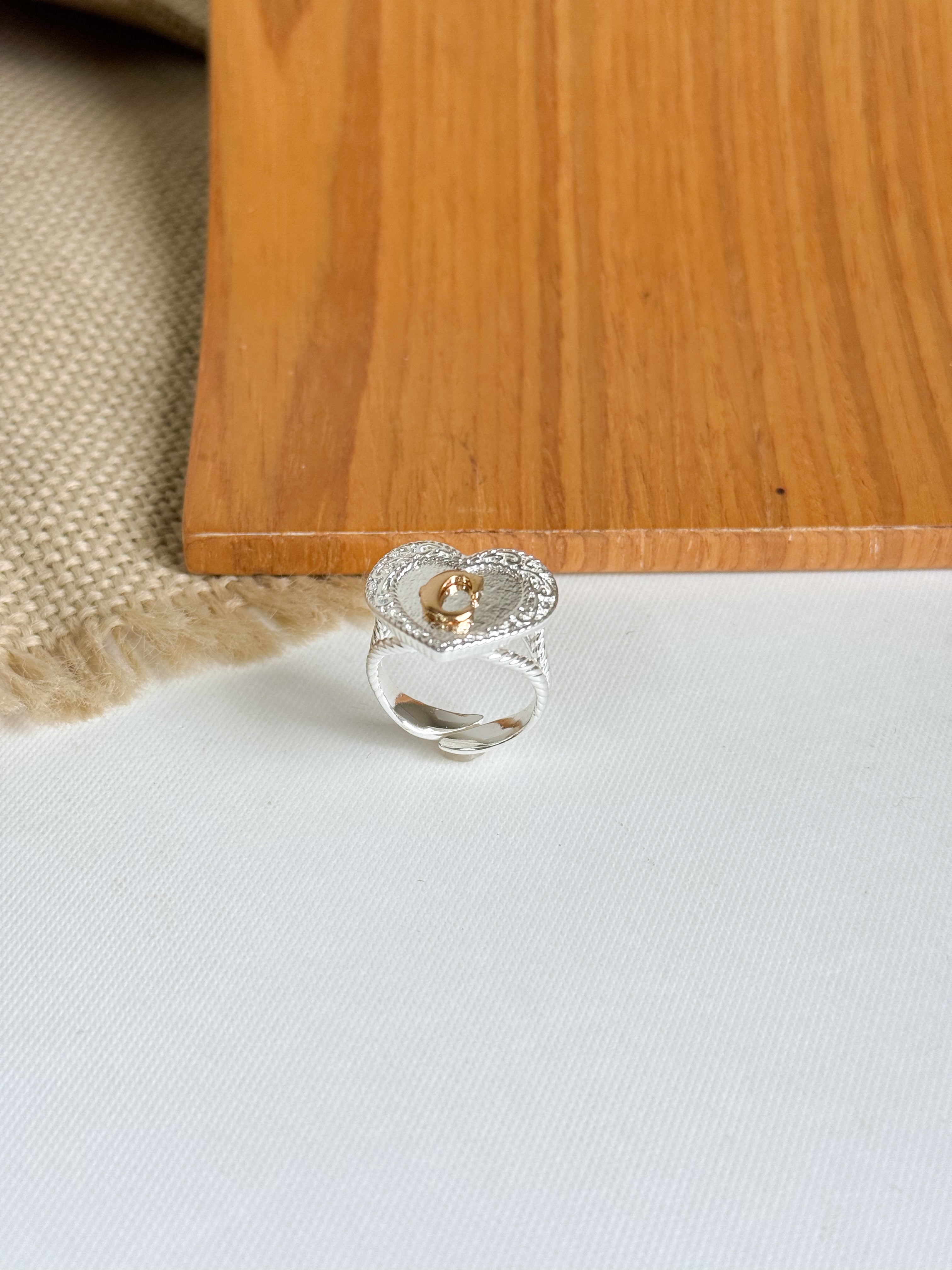 Anillo Hebilla Corazón – Inicial