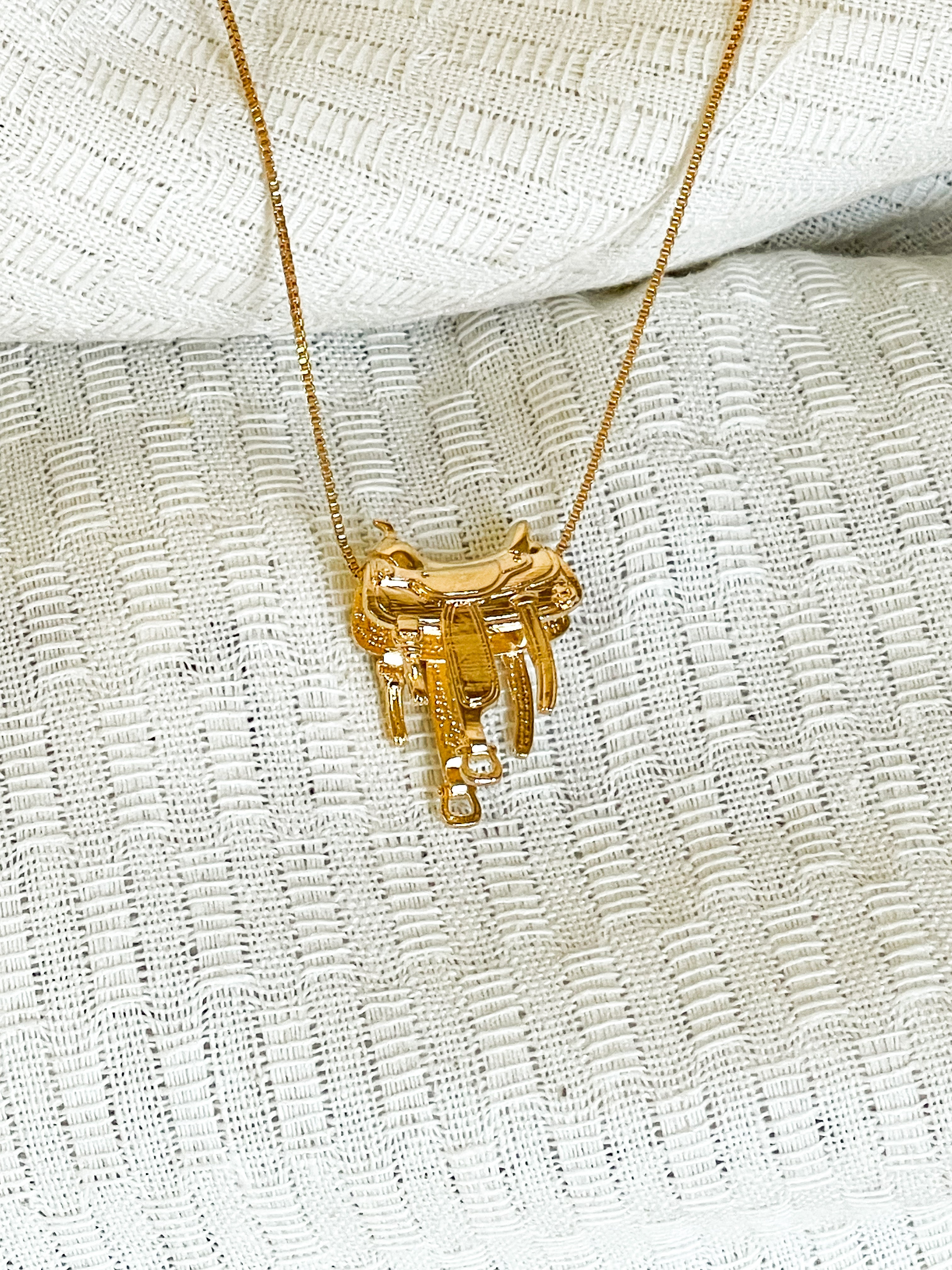 Collar Silla de Caballo